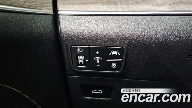 Kia K5 2021 — photo 13