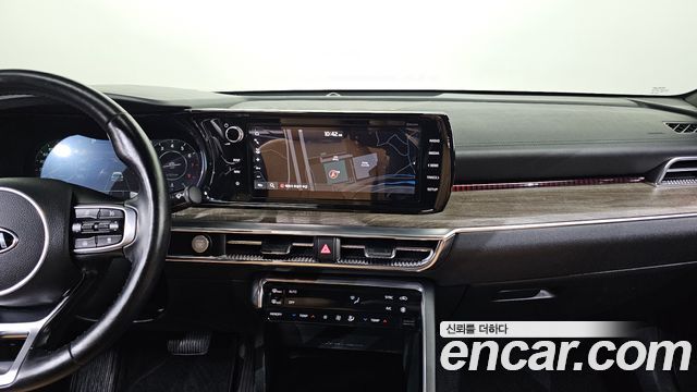 Kia K5 2021 — photo 17