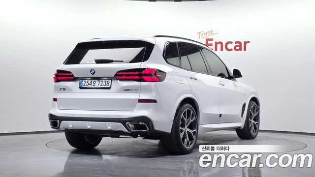 BMW X5 2025 — photo 2