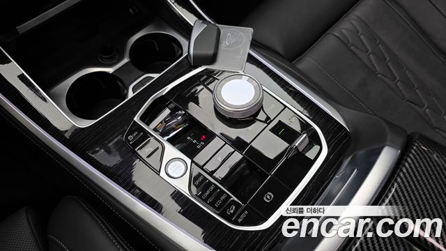 BMW X5 2025 — photo 9