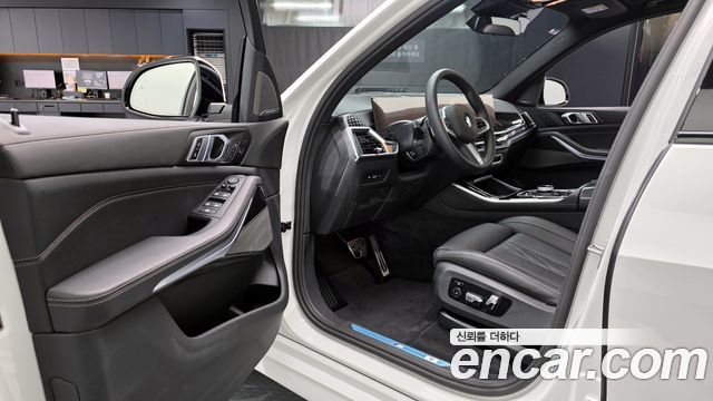 BMW X5 2025 — photo 11
