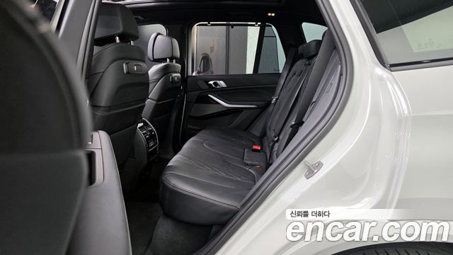 BMW X5 2025 — photo 12