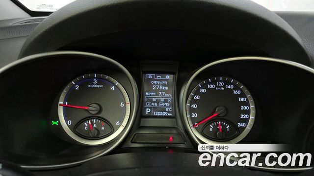 Hyundai Santafe 2013 — photo 8