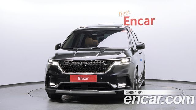 Kia Canival 2022 — photo 3