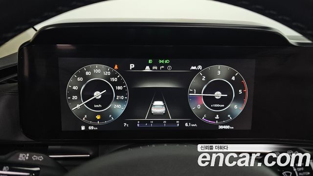 Kia Canival 2022 — photo 8