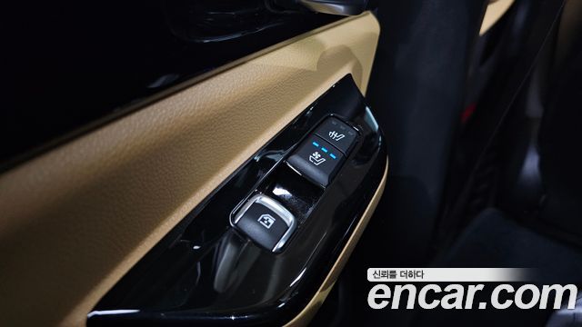 Kia Canival 2022 — photo 19