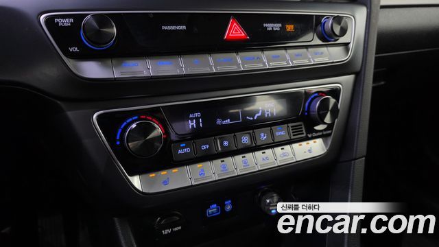 Hyundai Sonata 2018 — photo 15