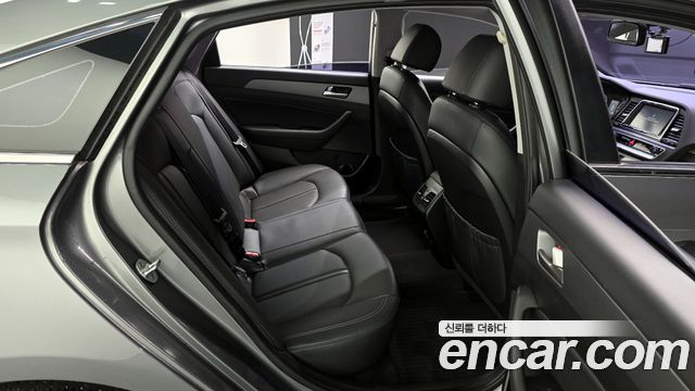 Hyundai Sonata 2018 — photo 20