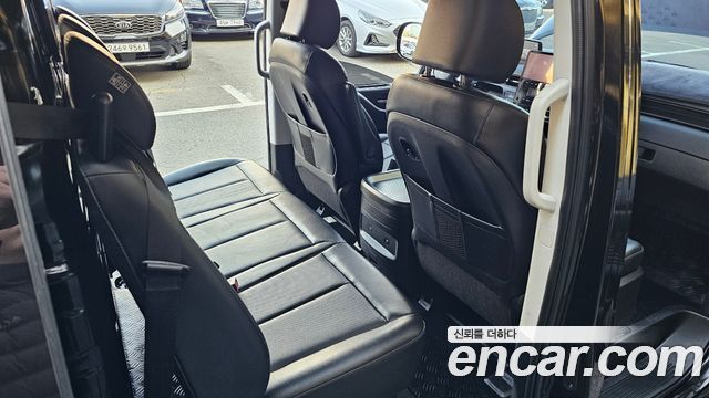 Hyundai Staria 2022 — photo 15