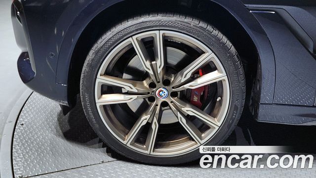 BMW X6 2023 — photo 19