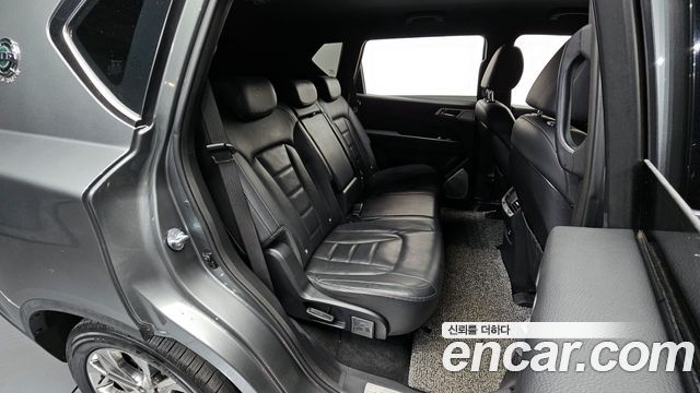 KG Mobility Rexton 2019 — photo 12