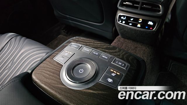 Genesis G80 2021 — photo 18