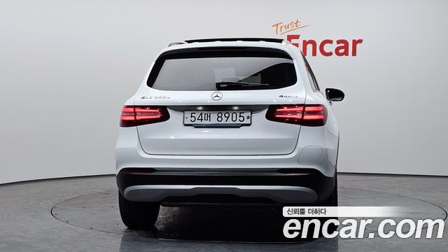 Mercedes-Benz GLC-Class 2019 — photo 4