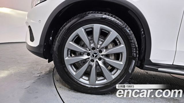 Mercedes-Benz GLC-Class 2019 — photo 5