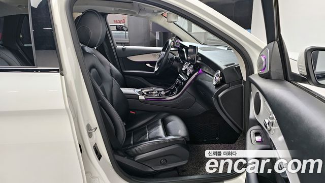 Mercedes-Benz GLC-Class 2019 — photo 10