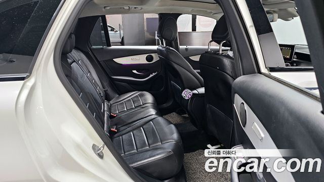 Mercedes-Benz GLC-Class 2019 — photo 12