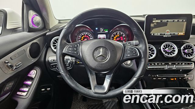 Mercedes-Benz GLC-Class 2019 — photo 13