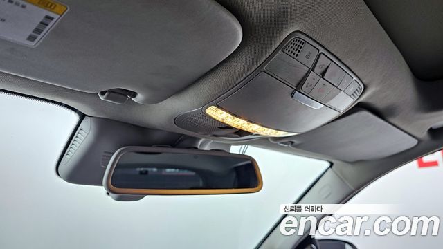Mercedes-Benz GLC-Class 2019 — photo 16