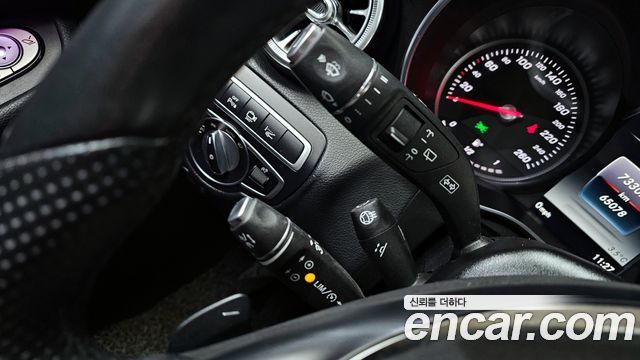 Mercedes-Benz GLC-Class 2019 — photo 18