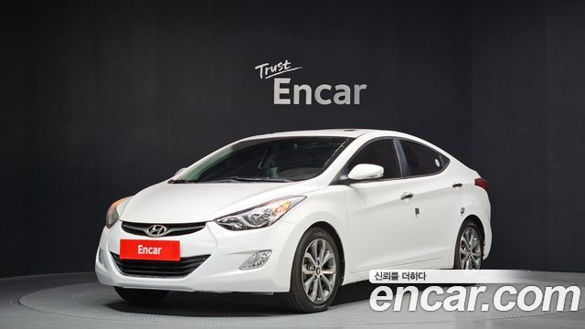 Hyundai AVANTE 2013 — photo 1