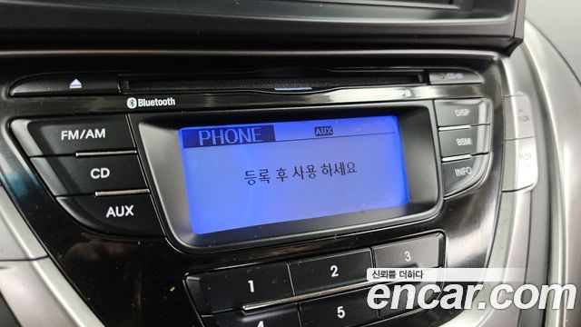 Hyundai AVANTE 2013 — photo 16
