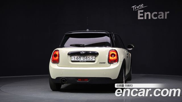 Mini Cooper 2016 — photo 4