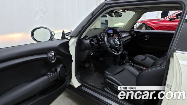Mini Cooper 2016 — photo 10