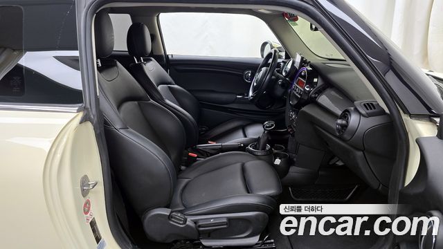 Mini Cooper 2016 — photo 11