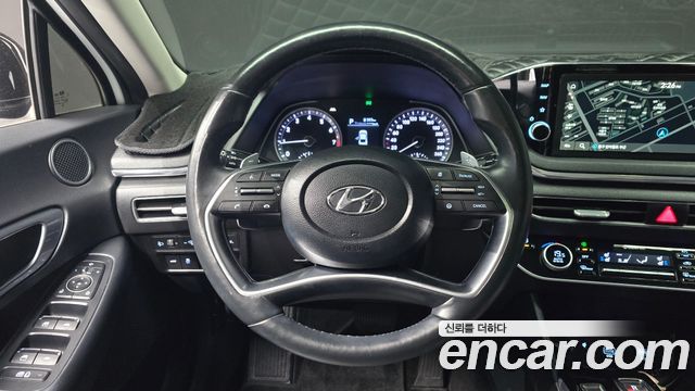 Hyundai Sonata 2020 — photo 13