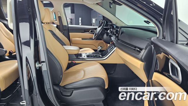 Kia Canival 2022 — photo 11