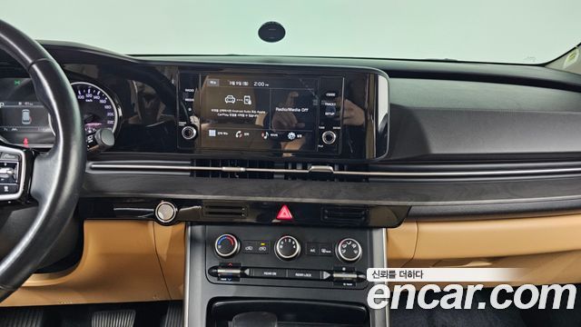 Kia Canival 2022 — photo 14