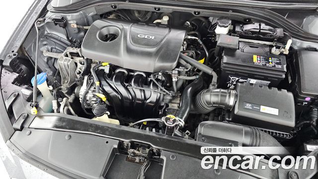 Hyundai AVANTE 2017 — photo 6