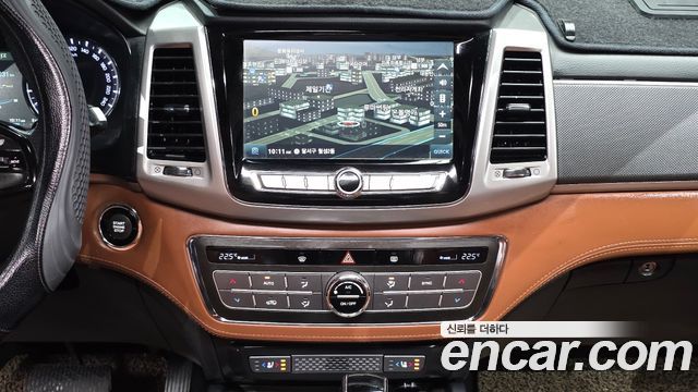 KG Mobility Rexton 2018 — photo 14