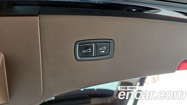 Porsche Cayenne 2022 — photo 18