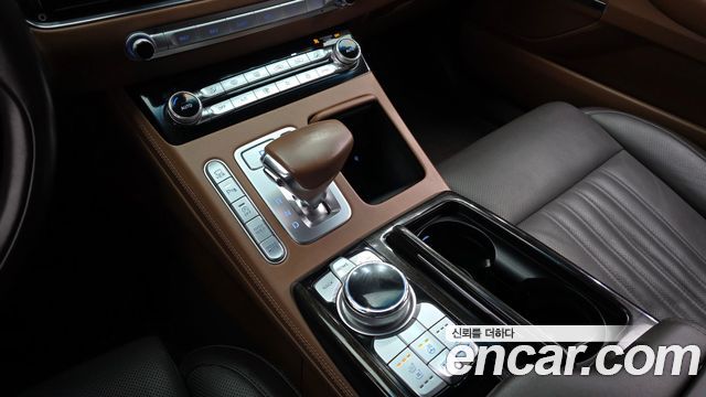 Genesis G90 2019 — photo 9