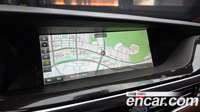 Genesis G90 2019 — photo 14