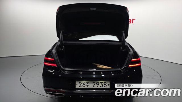 Genesis G90 2019 — photo 20