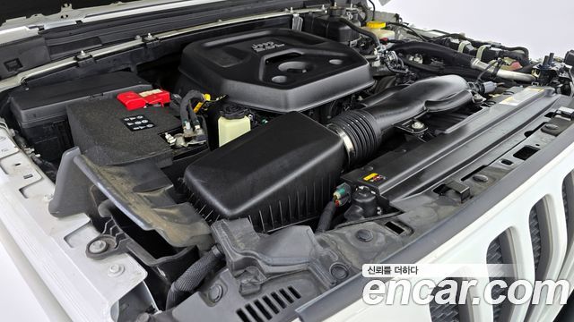 Jeep Wrangler 2022 — photo 6