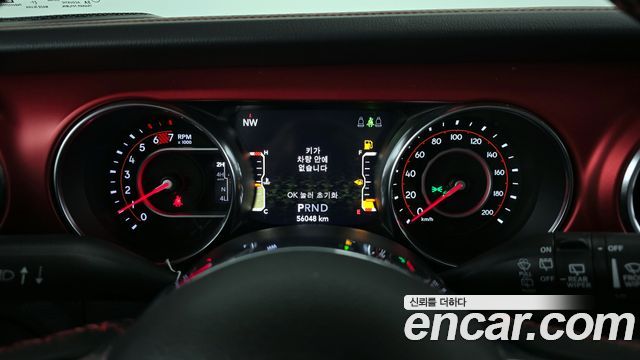 Jeep Wrangler 2022 — photo 8