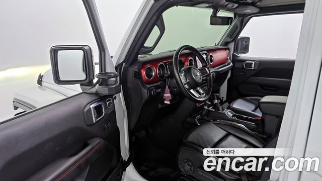 Jeep Wrangler 2022 — photo 10