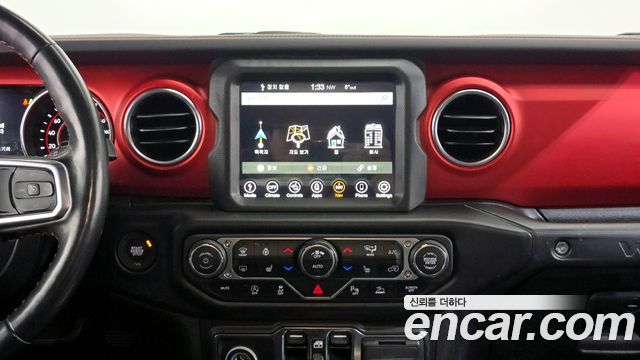 Jeep Wrangler 2022 — photo 14