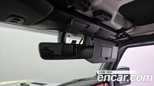 Jeep Wrangler 2022 — photo 18