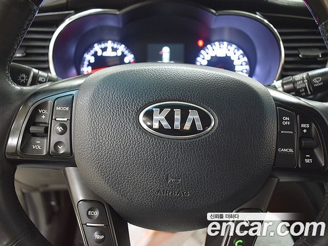 Kia K5 2013 — photo 13