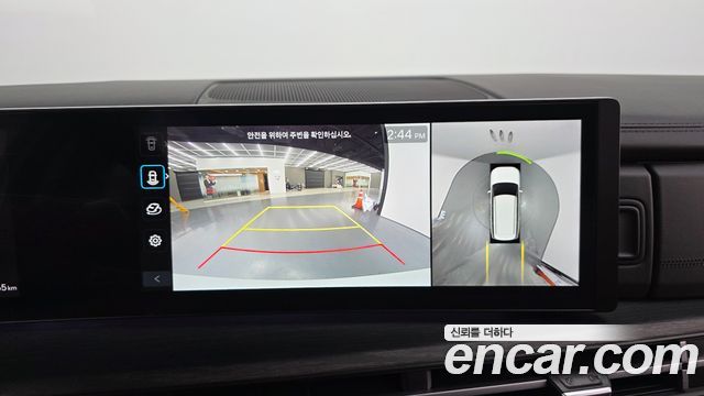 Hyundai Santafe 2024 — photo 16