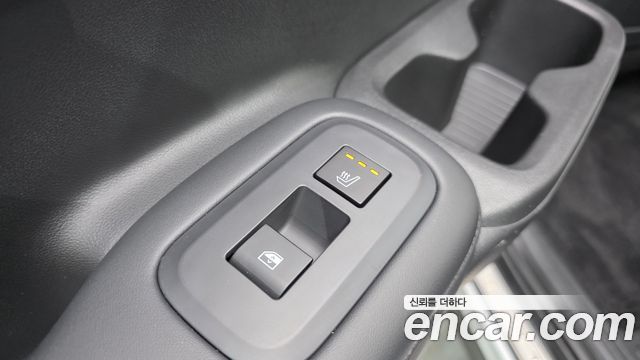 Hyundai Santafe 2024 — photo 18