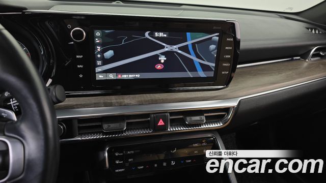 Kia K5 2023 — photo 14