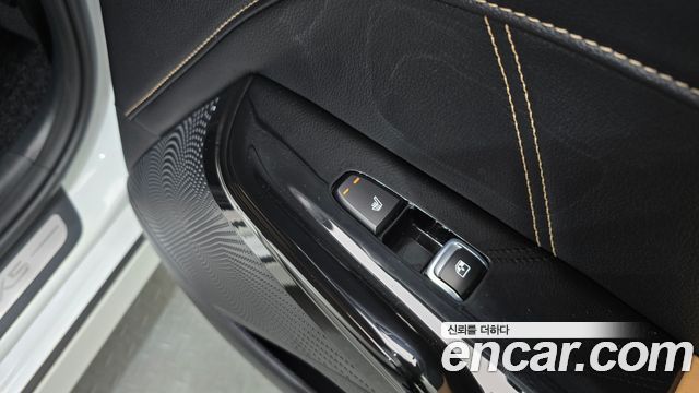 Kia K5 2023 — photo 19