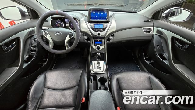Hyundai AVANTE 2012 — photo 7