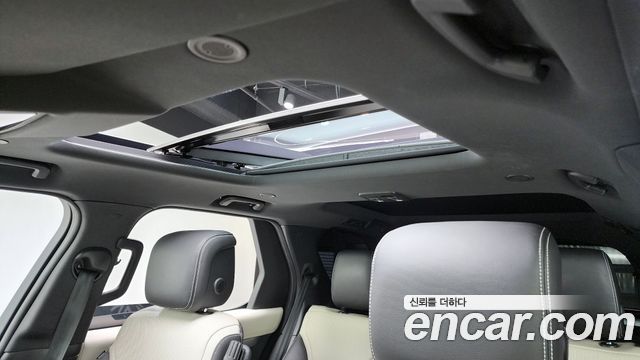 Land Rover Discovery 2022 — photo 19