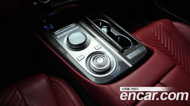 Genesis G80 2023 — photo 9
